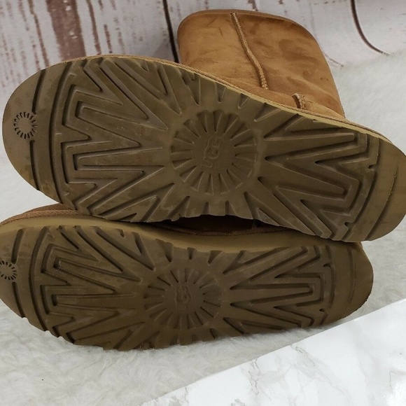 UGG Tan Winter Boots - Picture 2 of 7